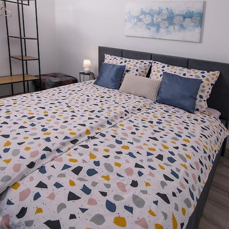 Apartman Point Pula Buitenkant foto