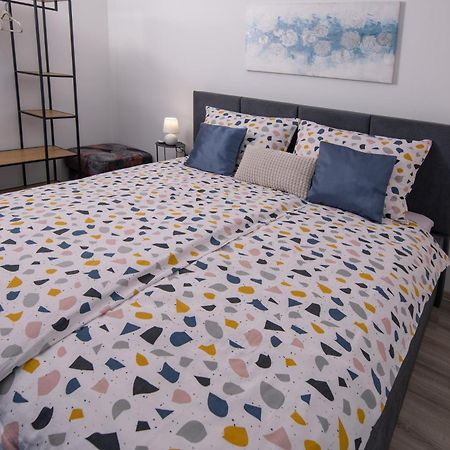 Apartman Point Pula Buitenkant foto