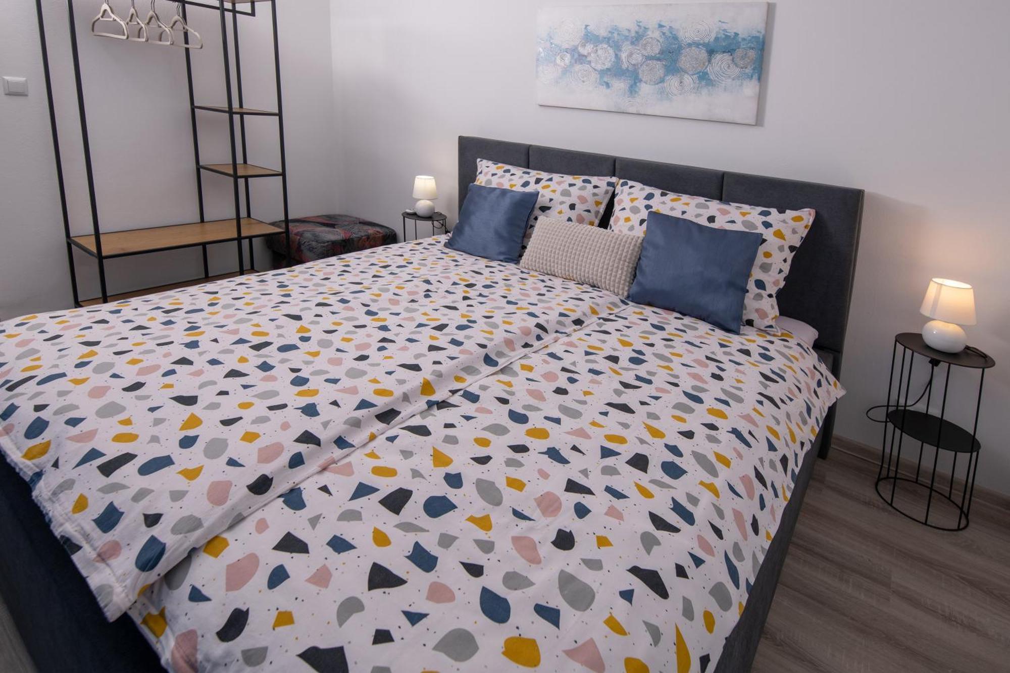 Apartman Point Pula Buitenkant foto